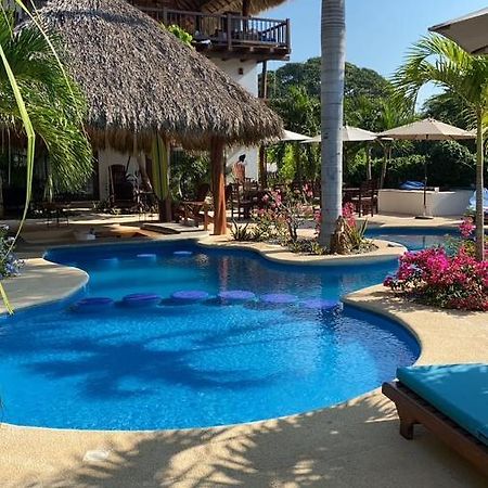 Hotel Bajito Bay Тронконес Экстерьер фото