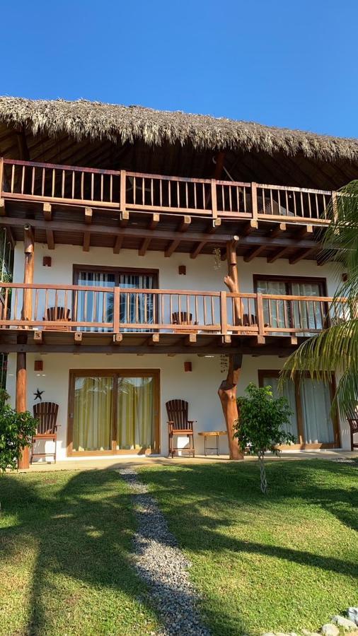 Hotel Bajito Bay Тронконес Экстерьер фото