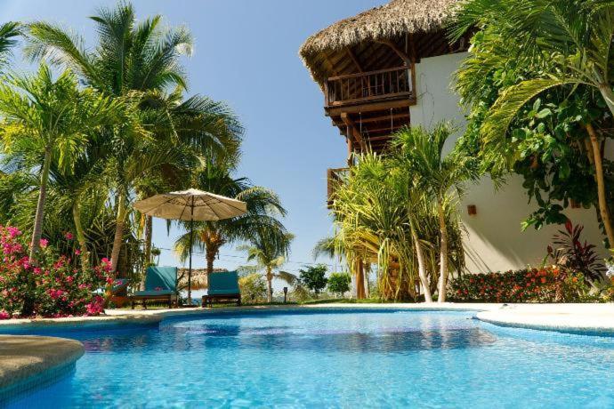 Hotel Bajito Bay Тронконес Экстерьер фото