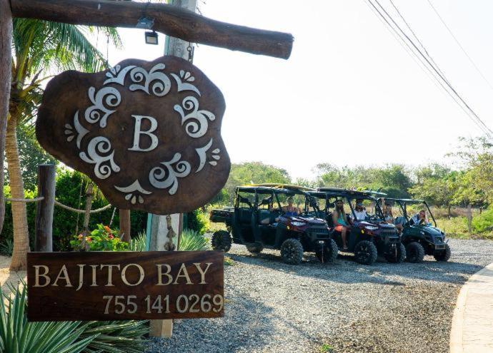 Hotel Bajito Bay Тронконес Экстерьер фото
