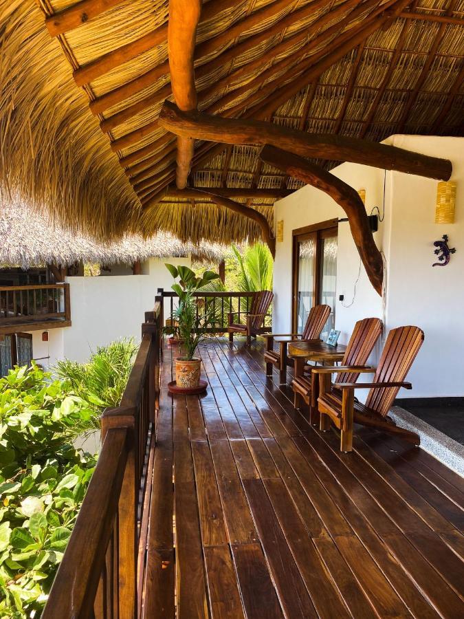 Hotel Bajito Bay Тронконес Экстерьер фото