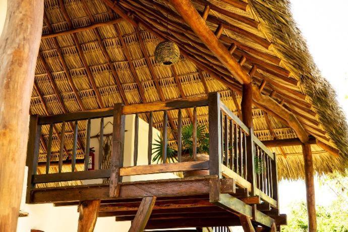 Hotel Bajito Bay Тронконес Экстерьер фото